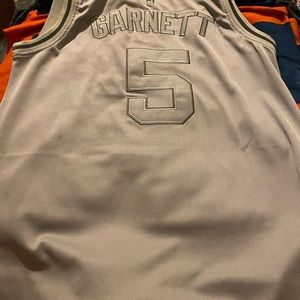 CELTICS KEVIN GARNETT JERSEY!!